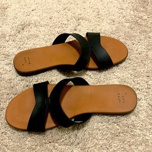 Black sandals